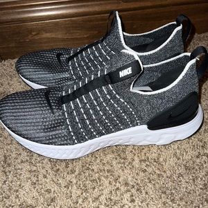 Men’s Nike react phantom run flyknit 2